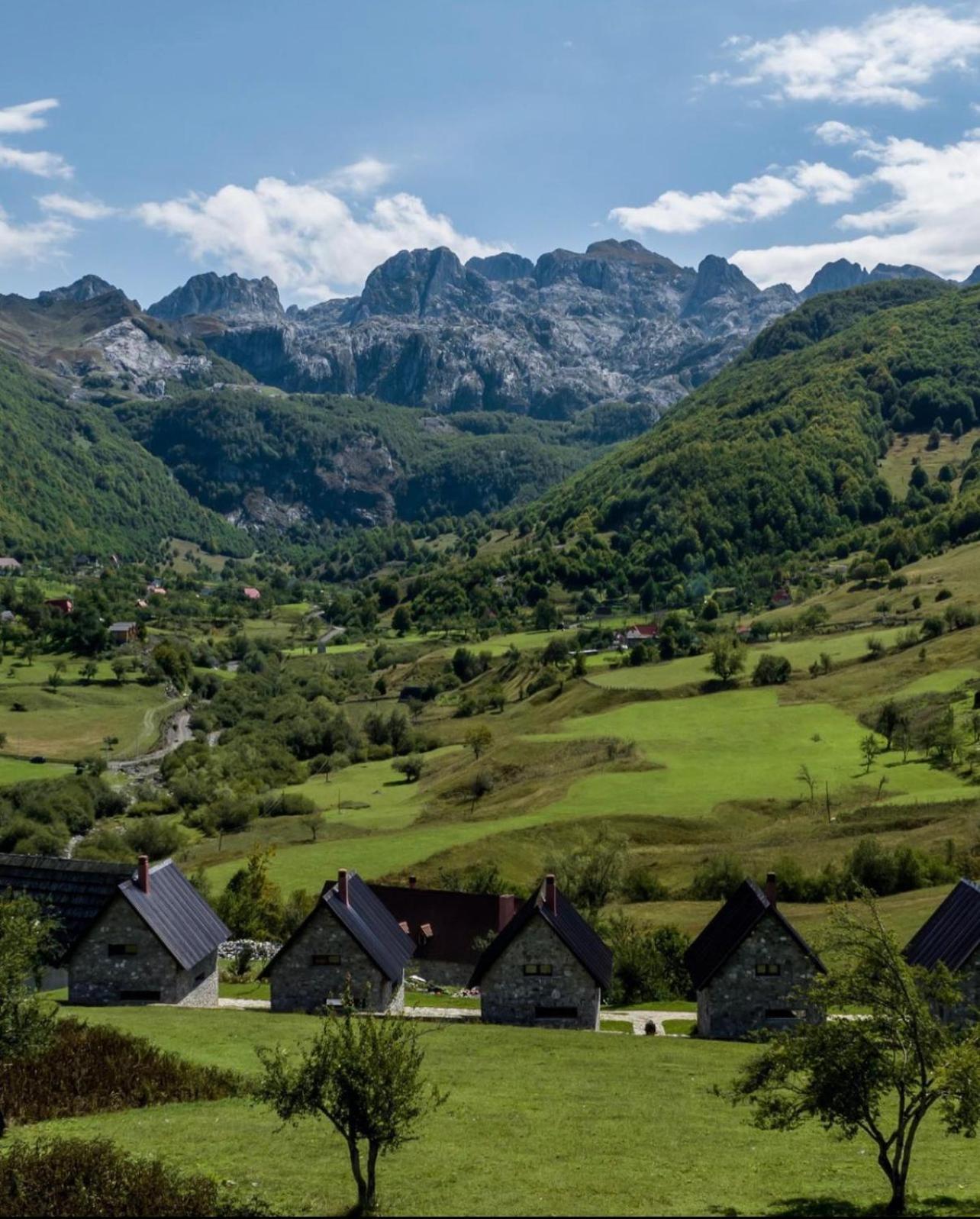 Vila Alpini Lepushe Eksteriør billede